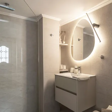 Melian Roots * 아다마스